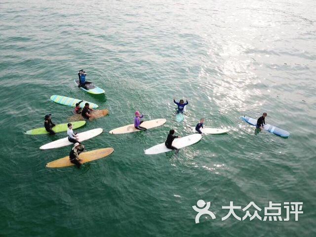 “不靠谱打卡攻略”暗藏风险 有网友按攻略抵达后发现“打卡点”是危楼 多地提示注意安全隐患
